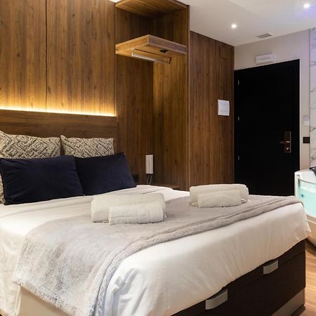 Daos Suites & Terrace Марбеля Екстериор снимка
