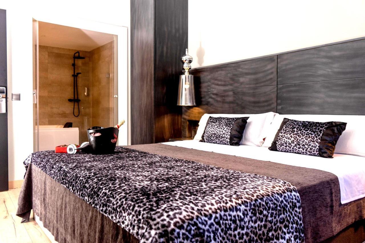 Daos Suites & Terrace Марбеля Екстериор снимка