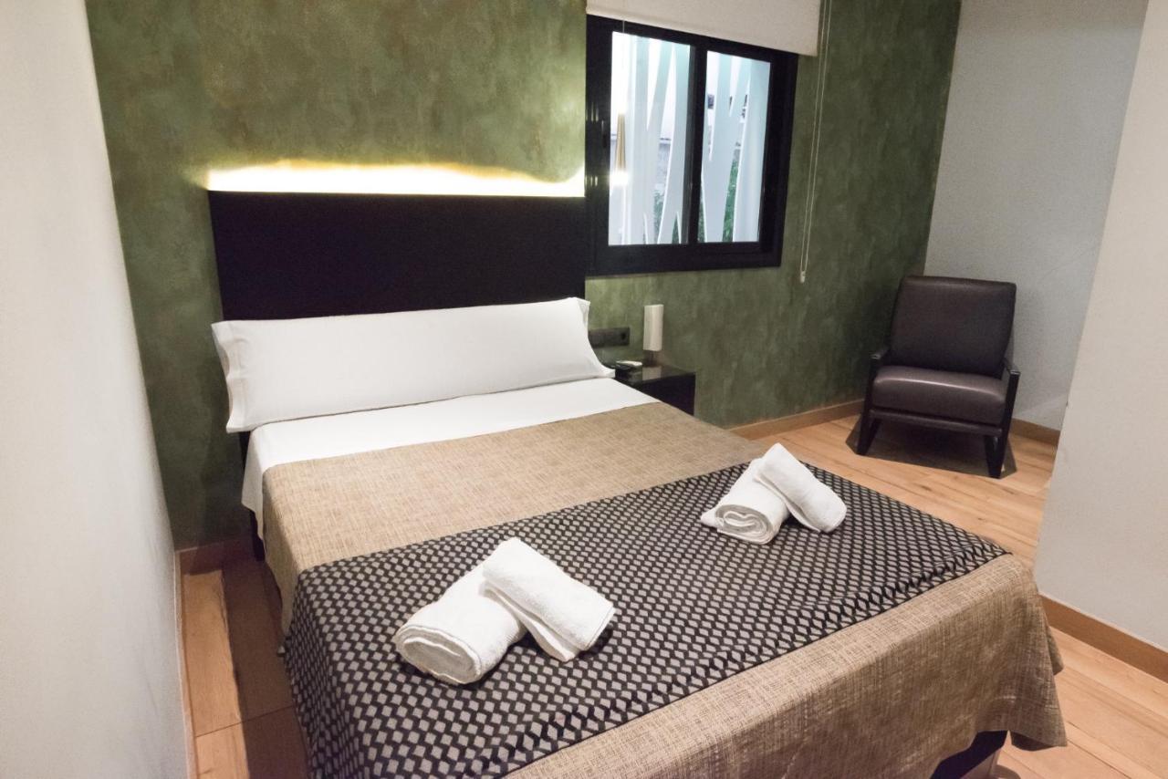 Daos Suites & Terrace Марбеля Екстериор снимка